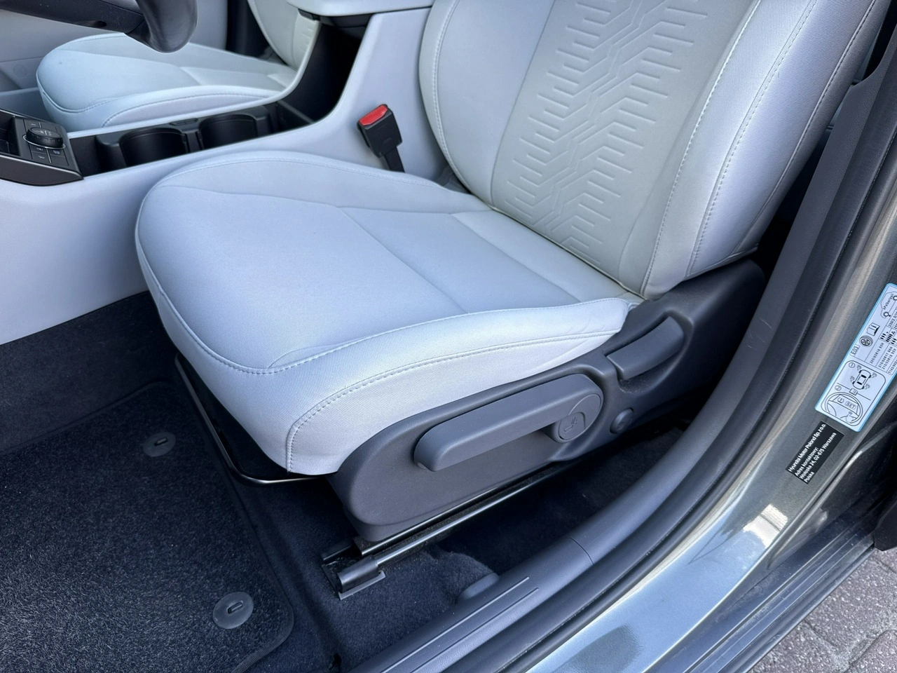 Hyundai Kona - Zdjęcie 23