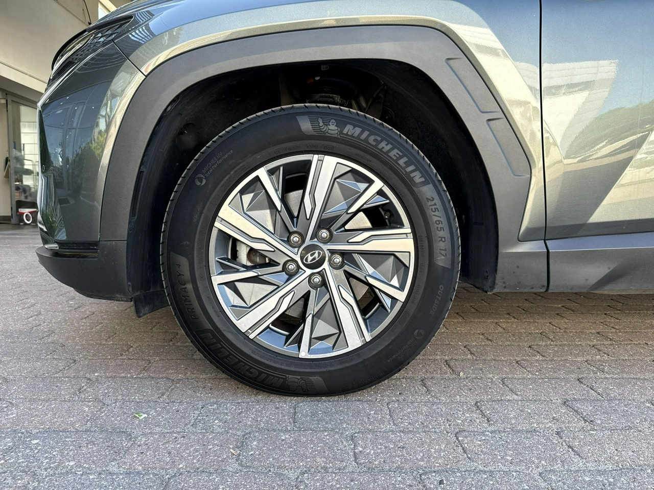 Hyundai Tucson - Zdjęcie 9