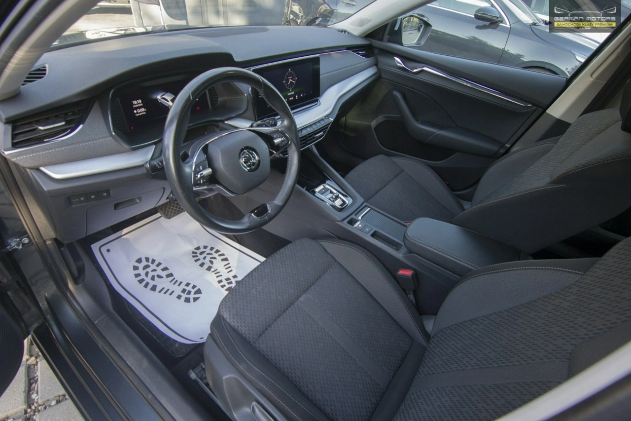 Skoda Octavia - Zdjęcie 18