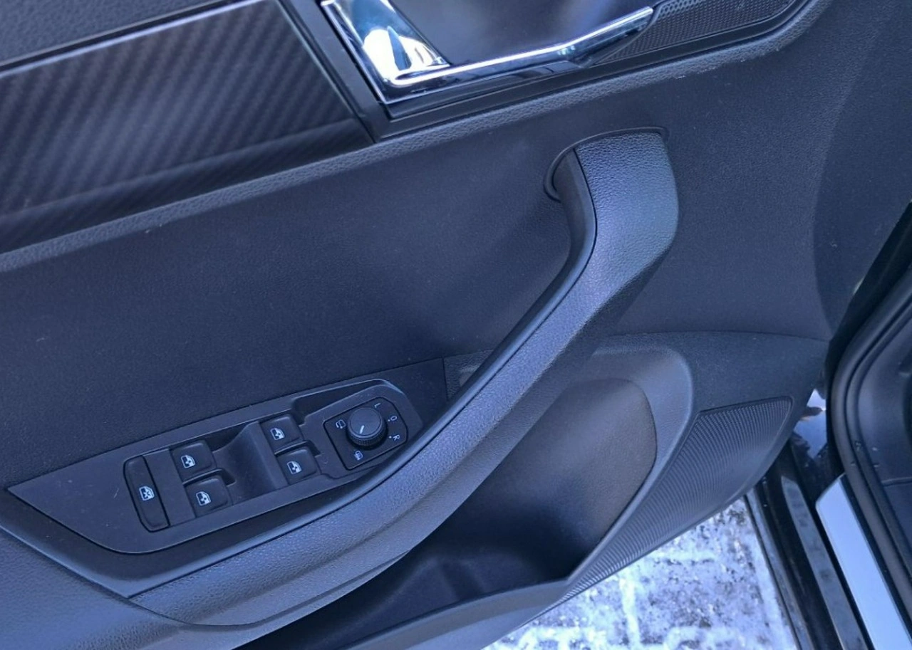 Skoda Karoq - Zdjęcie 15