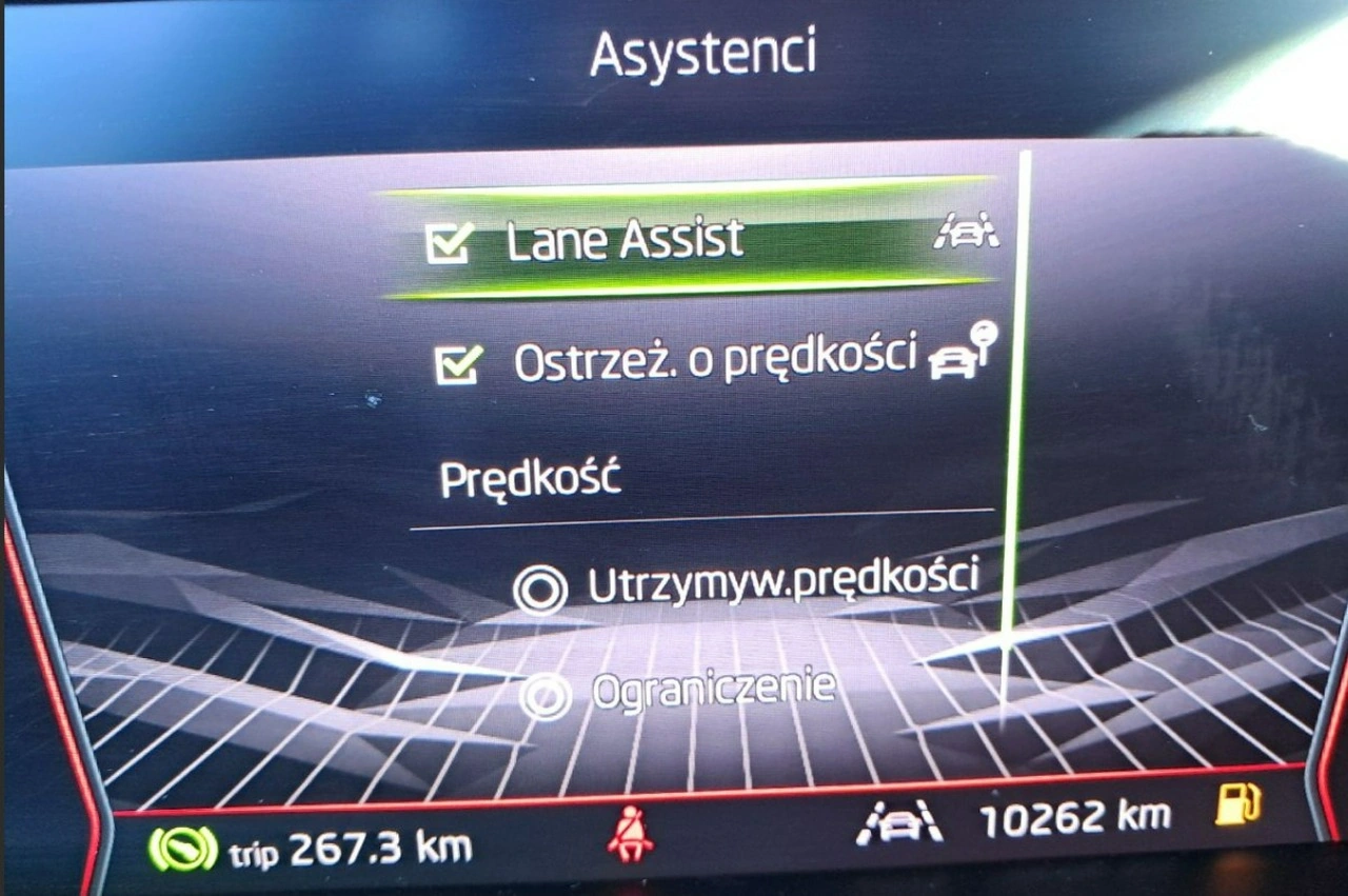 Skoda Karoq - Zdjęcie 16