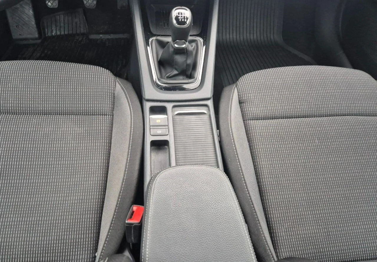 Skoda Octavia - Zdjęcie 12