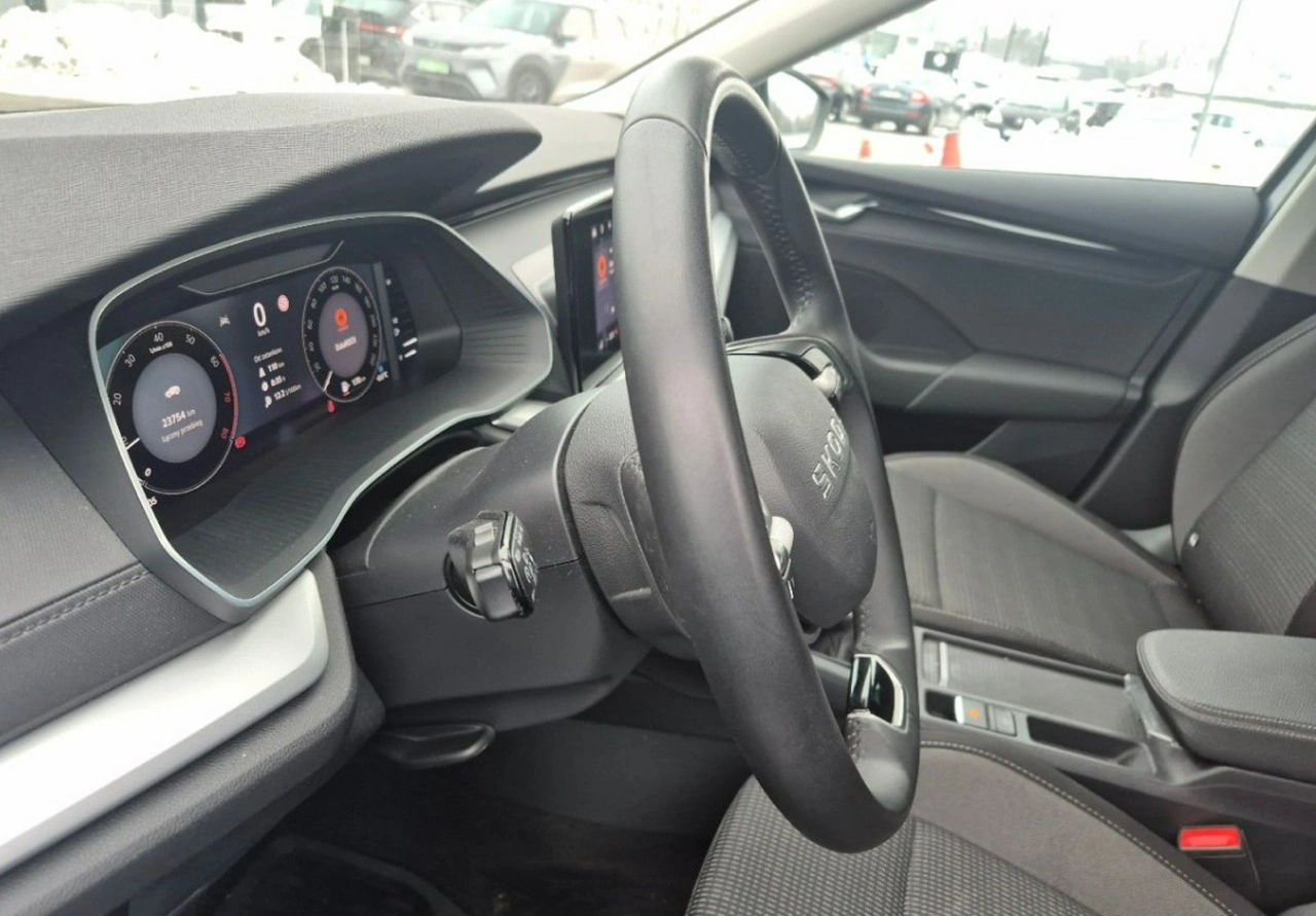 Skoda Octavia - Zdjęcie 14