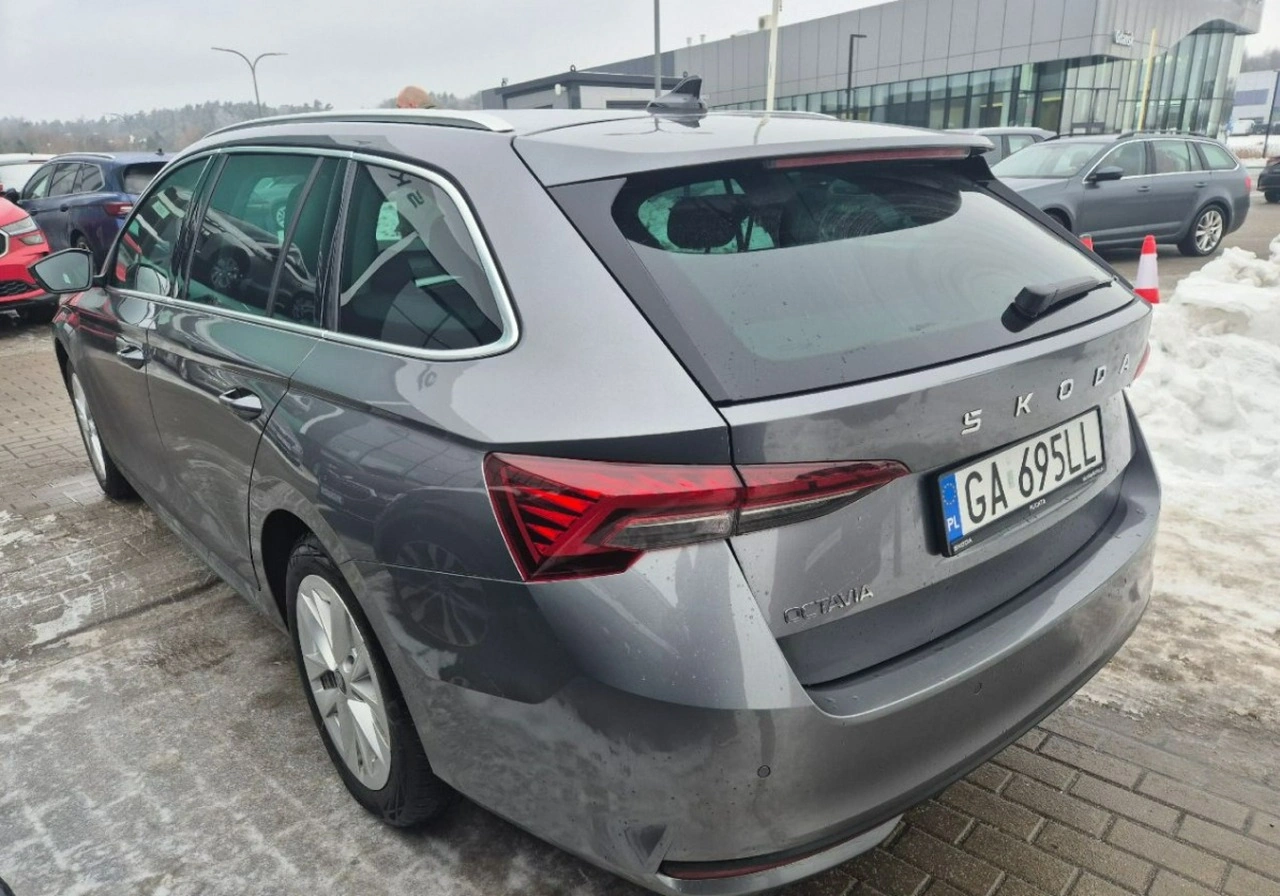 Skoda Octavia - Zdjęcie 5