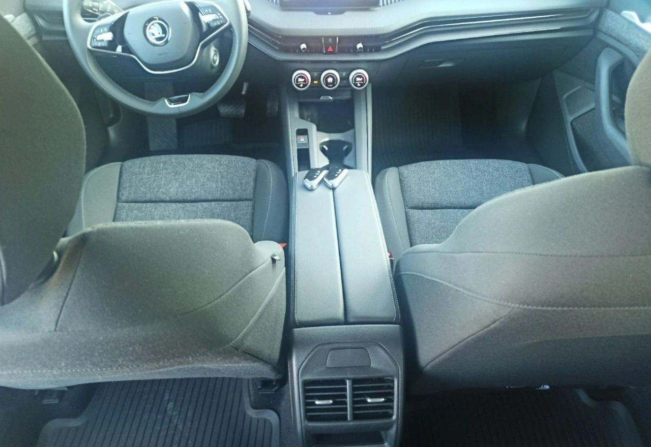 Skoda Superb - Zdjęcie 12