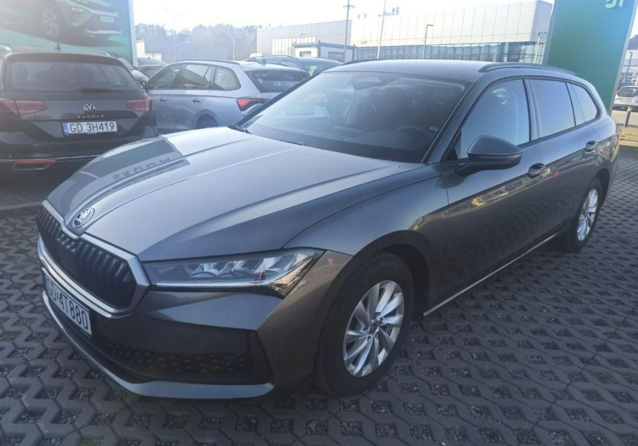 Skoda Superb - Główne zdjęcie