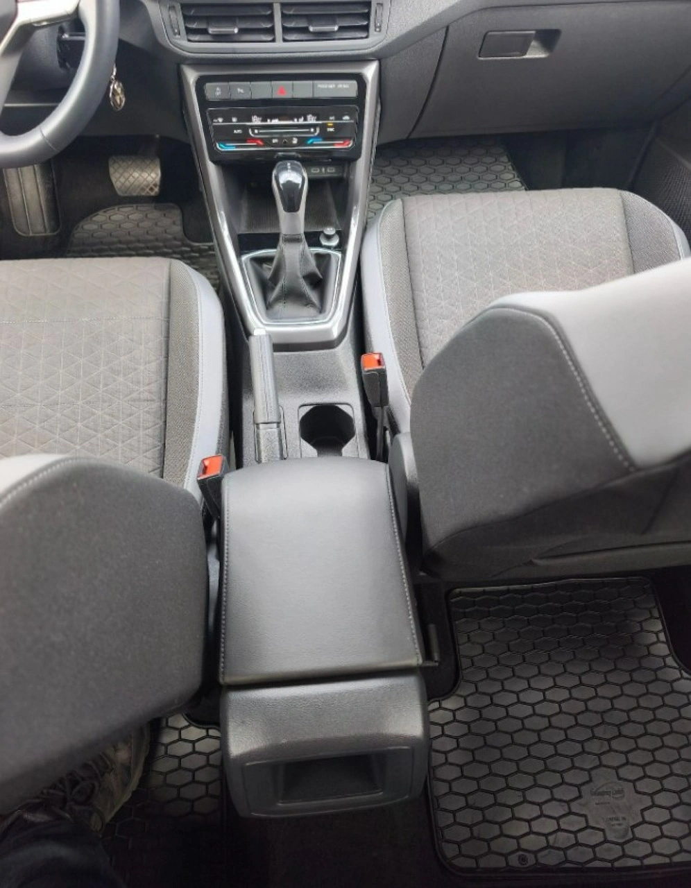 Volkswagen T-Cross - Zdjęcie 12