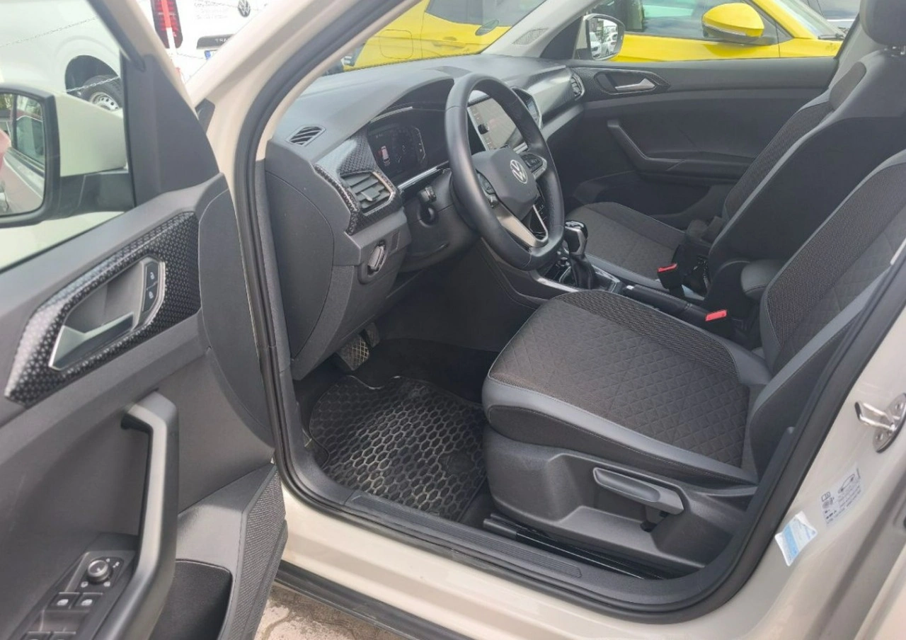 Volkswagen T-Cross - Zdjęcie 8