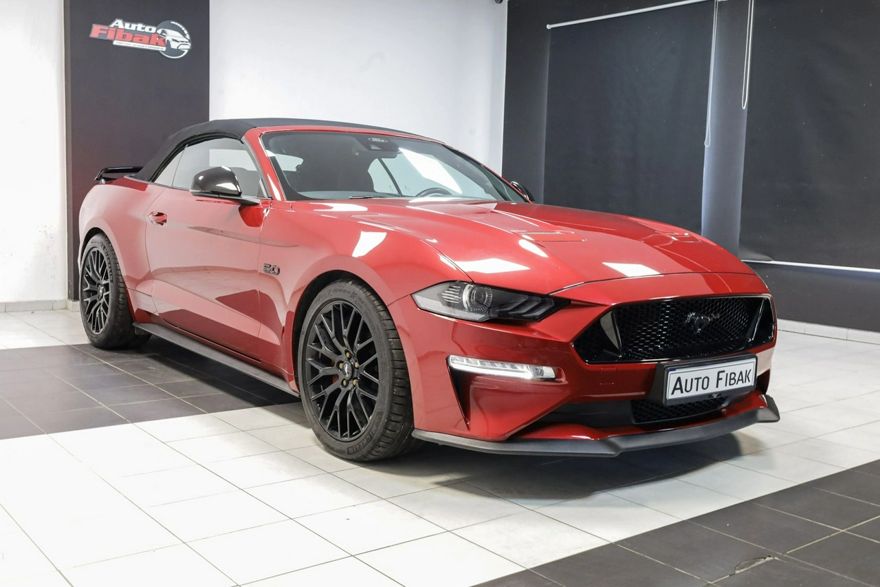Ford Mustang - Zdjęcie 1