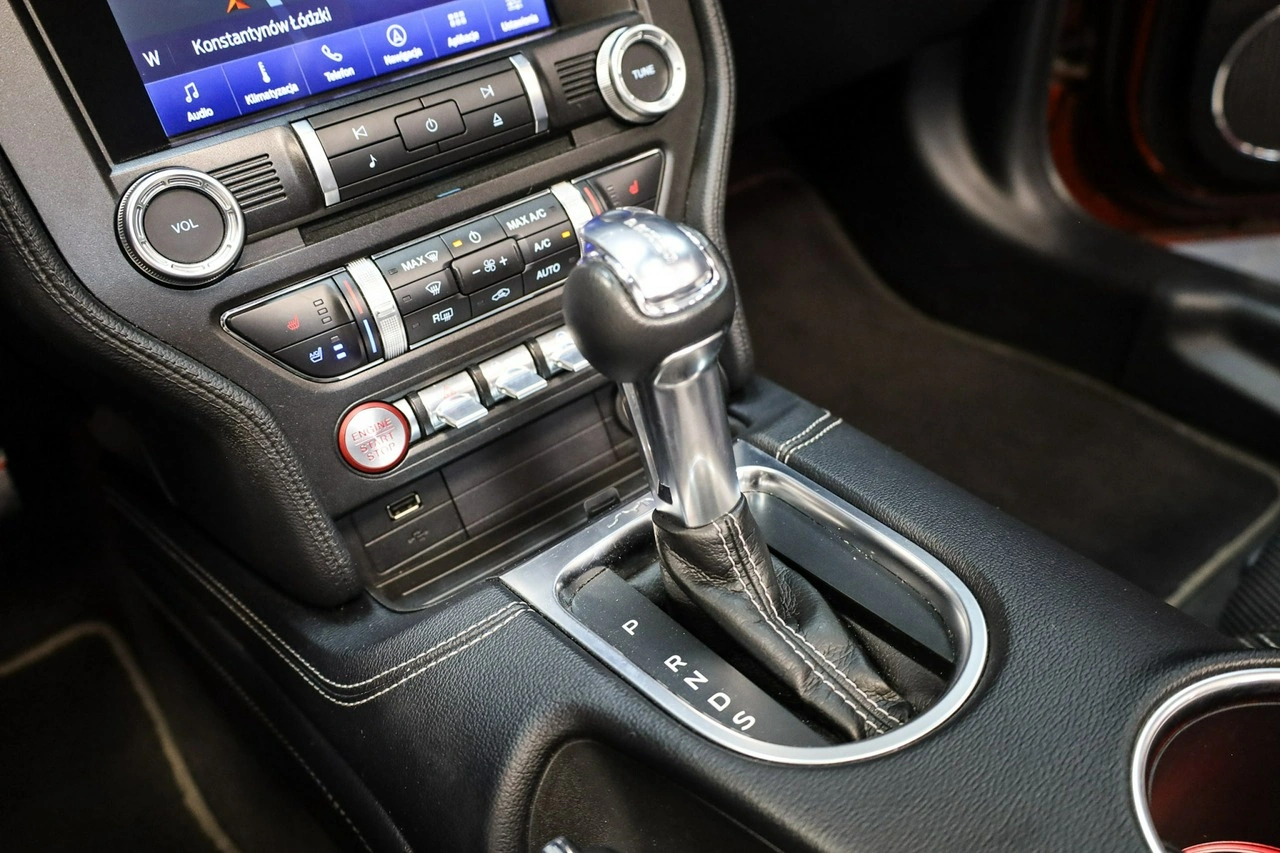 Ford Mustang - Zdjęcie 19
