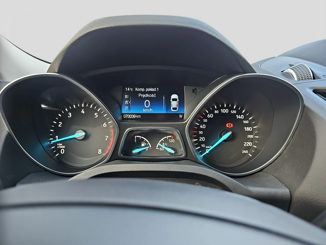 Ford Kuga - Zdjęcie 9