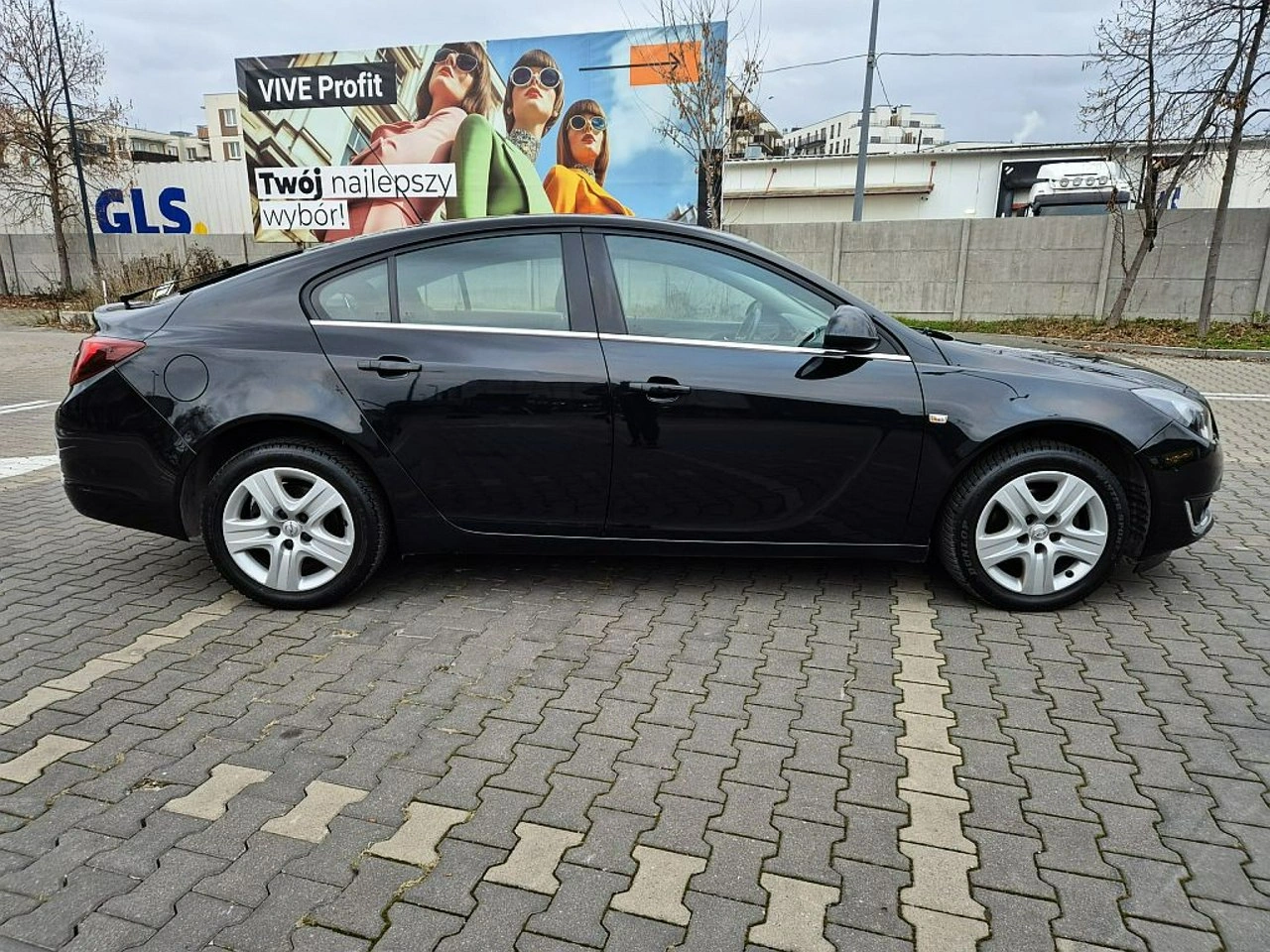 Opel Insignia - Zdjęcie 9