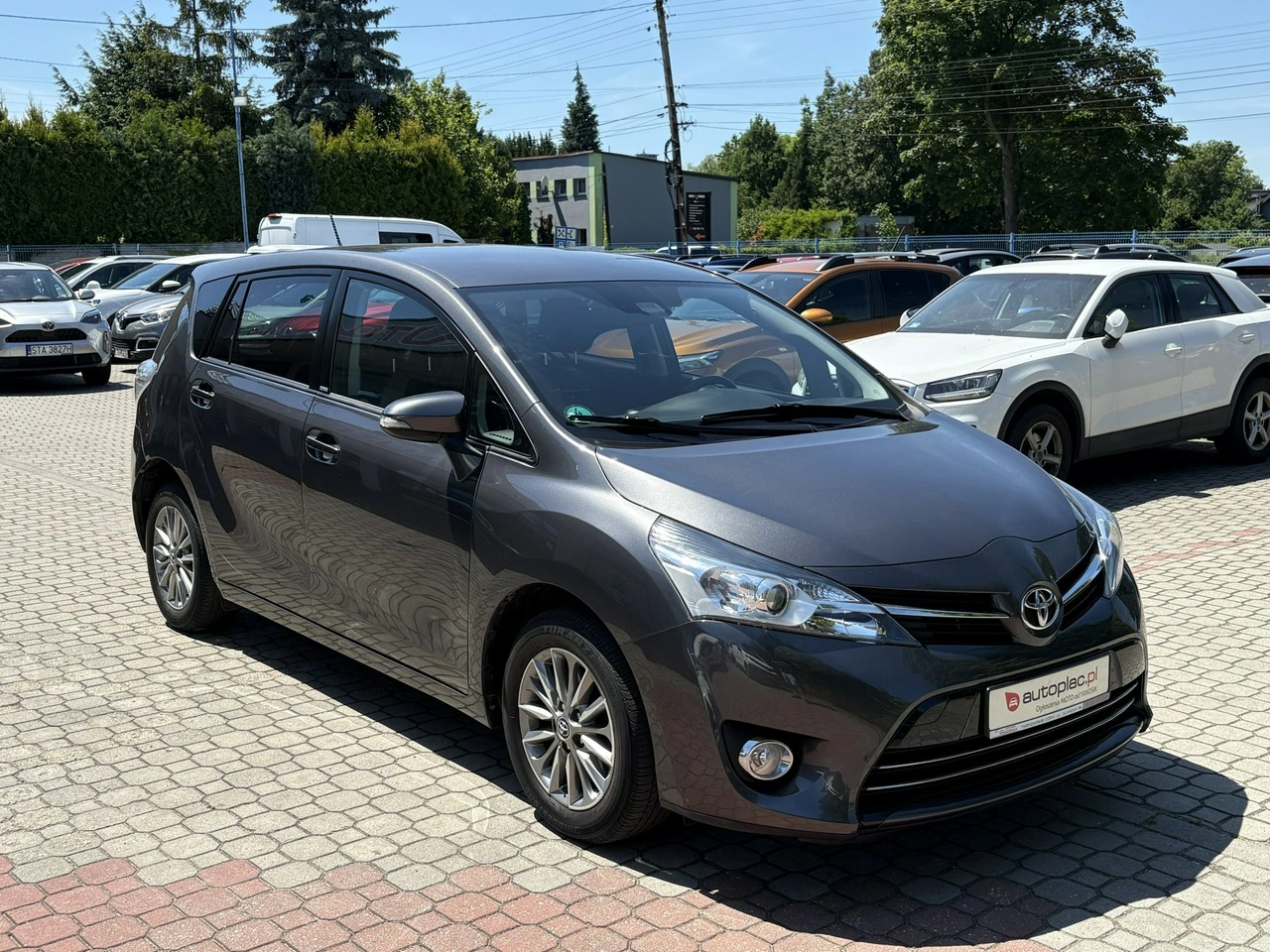 Toyota Verso - Zdjęcie 1
