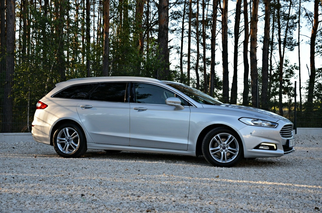Ford Mondeo - Zdjęcie 16