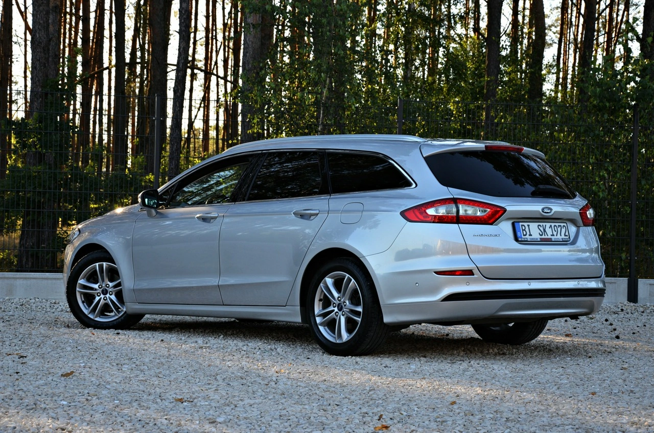 Ford Mondeo - Zdjęcie 18