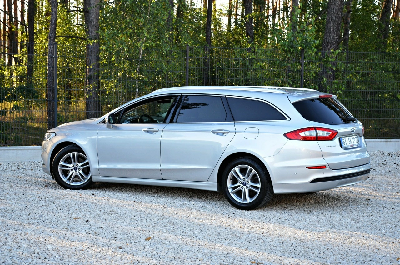 Ford Mondeo - Zdjęcie 19