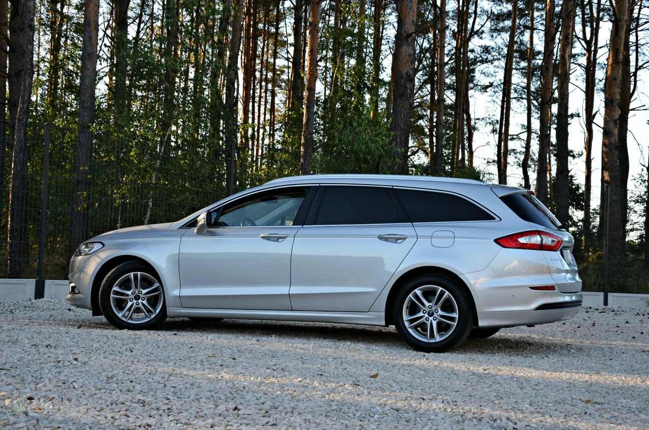 Ford Mondeo - Zdjęcie 20