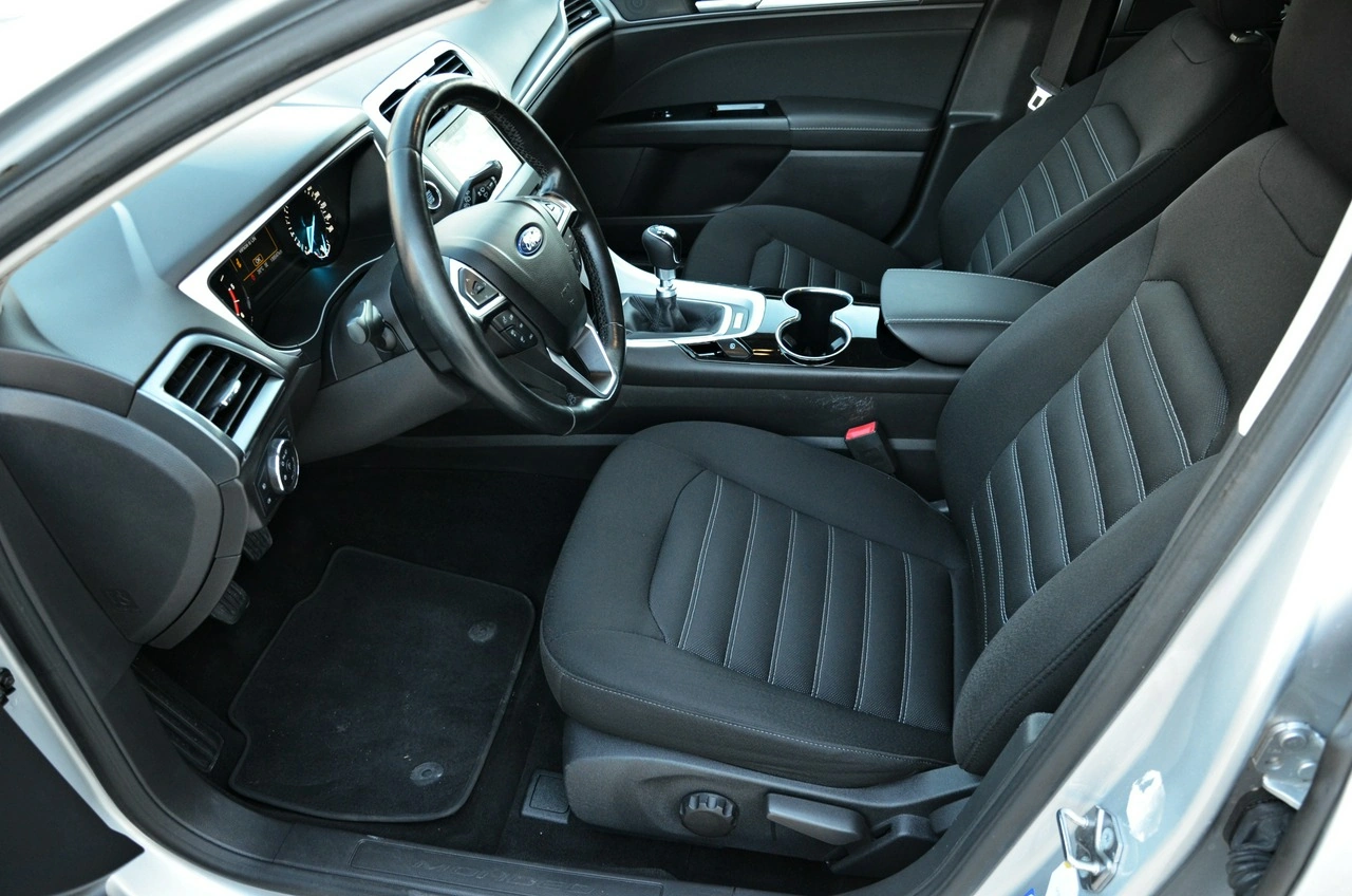 Ford Mondeo - Zdjęcie 27