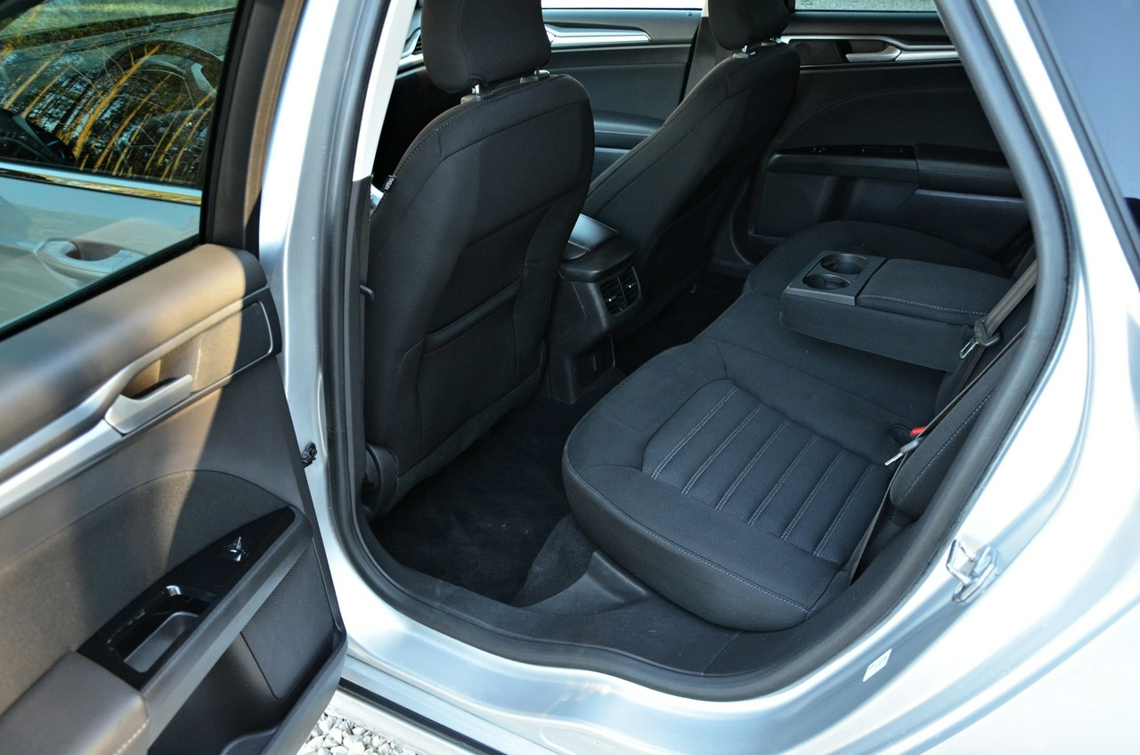 Ford Mondeo - Zdjęcie 30