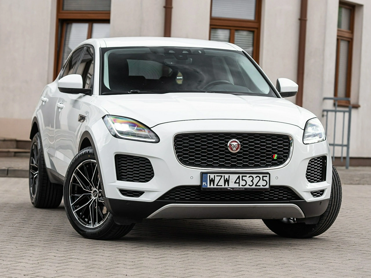 Jaguar E-Pace - Zdjęcie 3