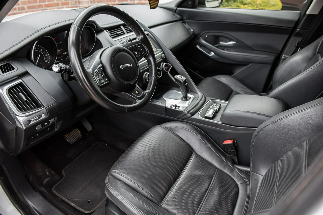 Jaguar E-Pace - Zdjęcie 5