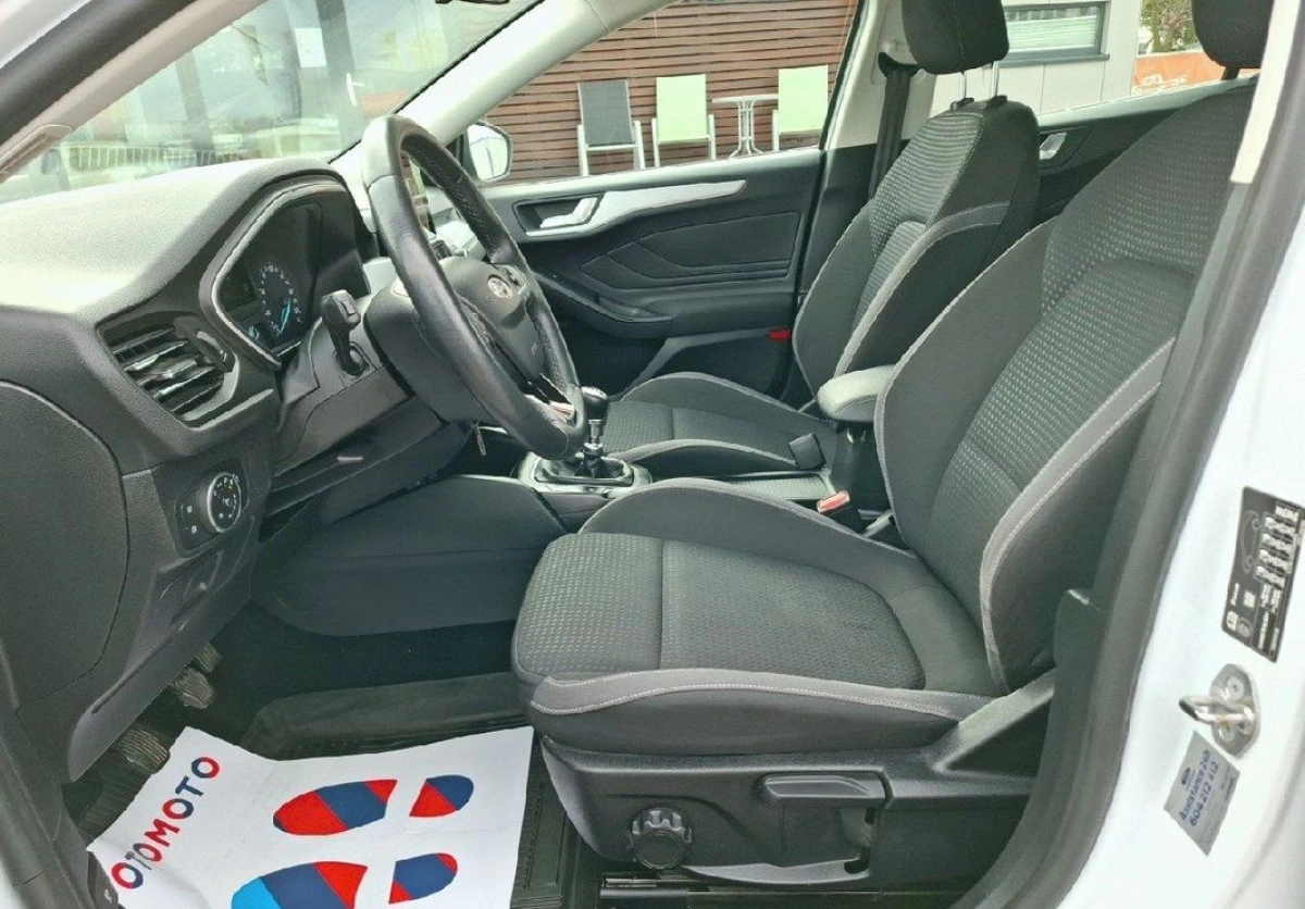 Ford Focus - Zdjęcie 11