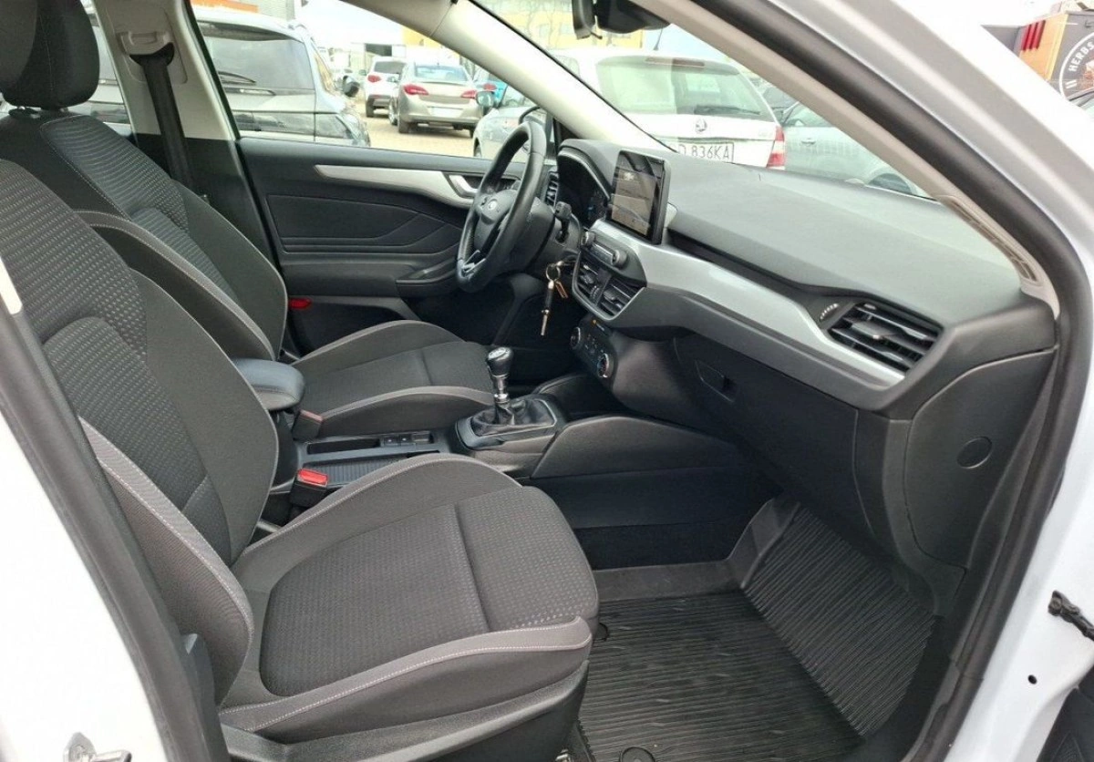 Ford Focus - Zdjęcie 20