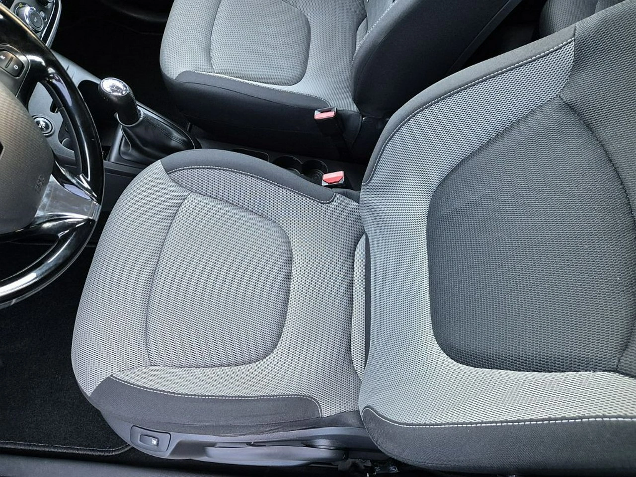 Renault Captur - Zdjęcie 11