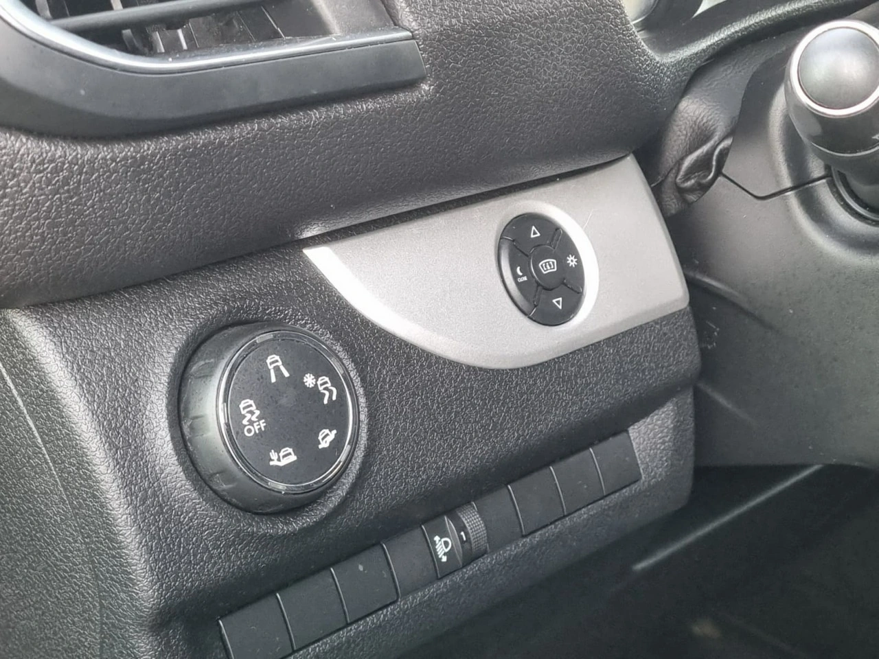 Opel Vivaro - Zdjęcie 15