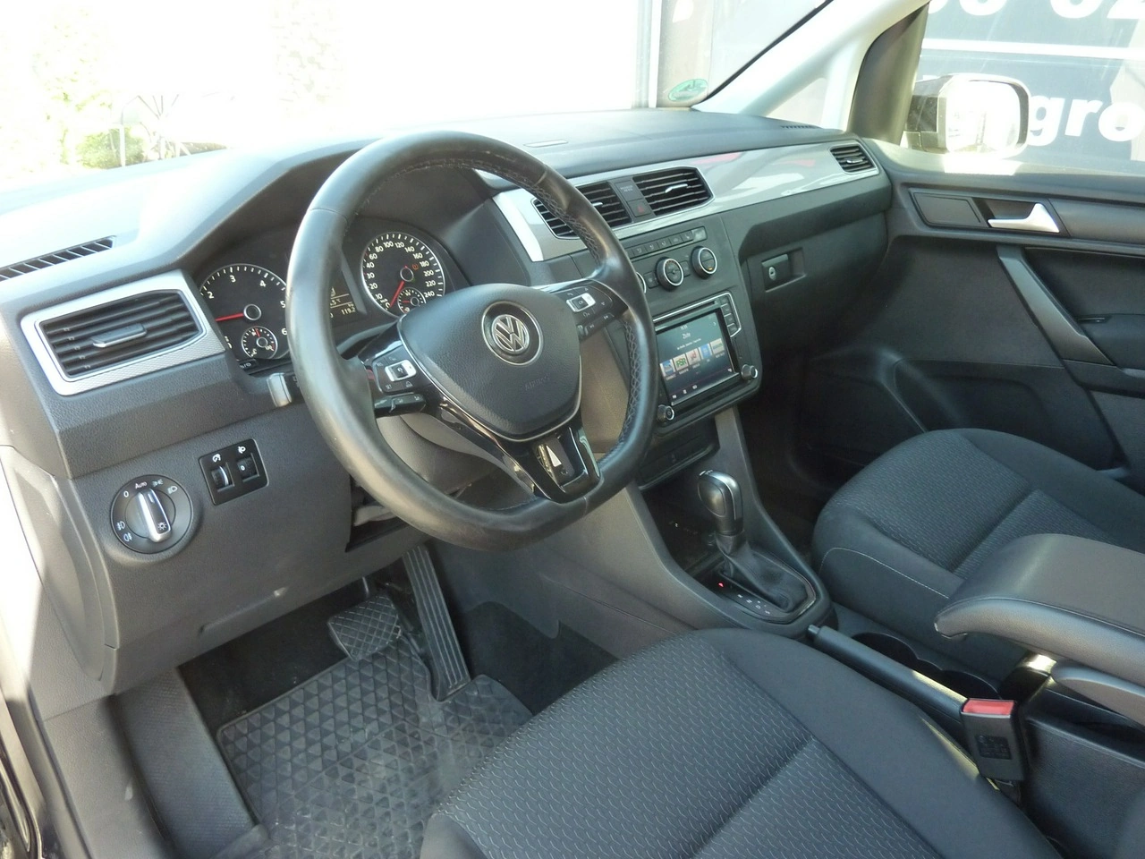 Volkswagen Caddy - Zdjęcie 10