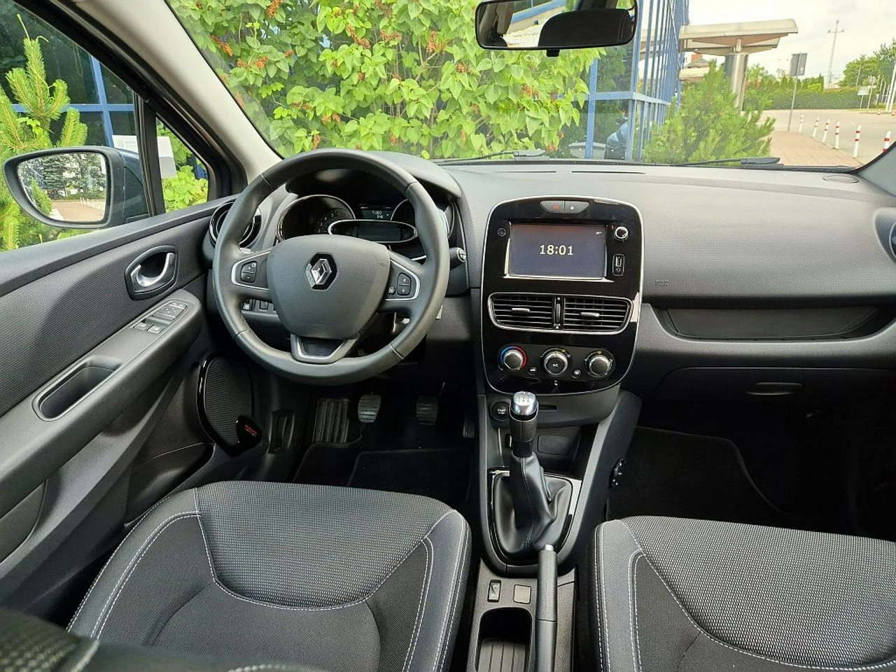 Renault Clio - Zdjęcie 6