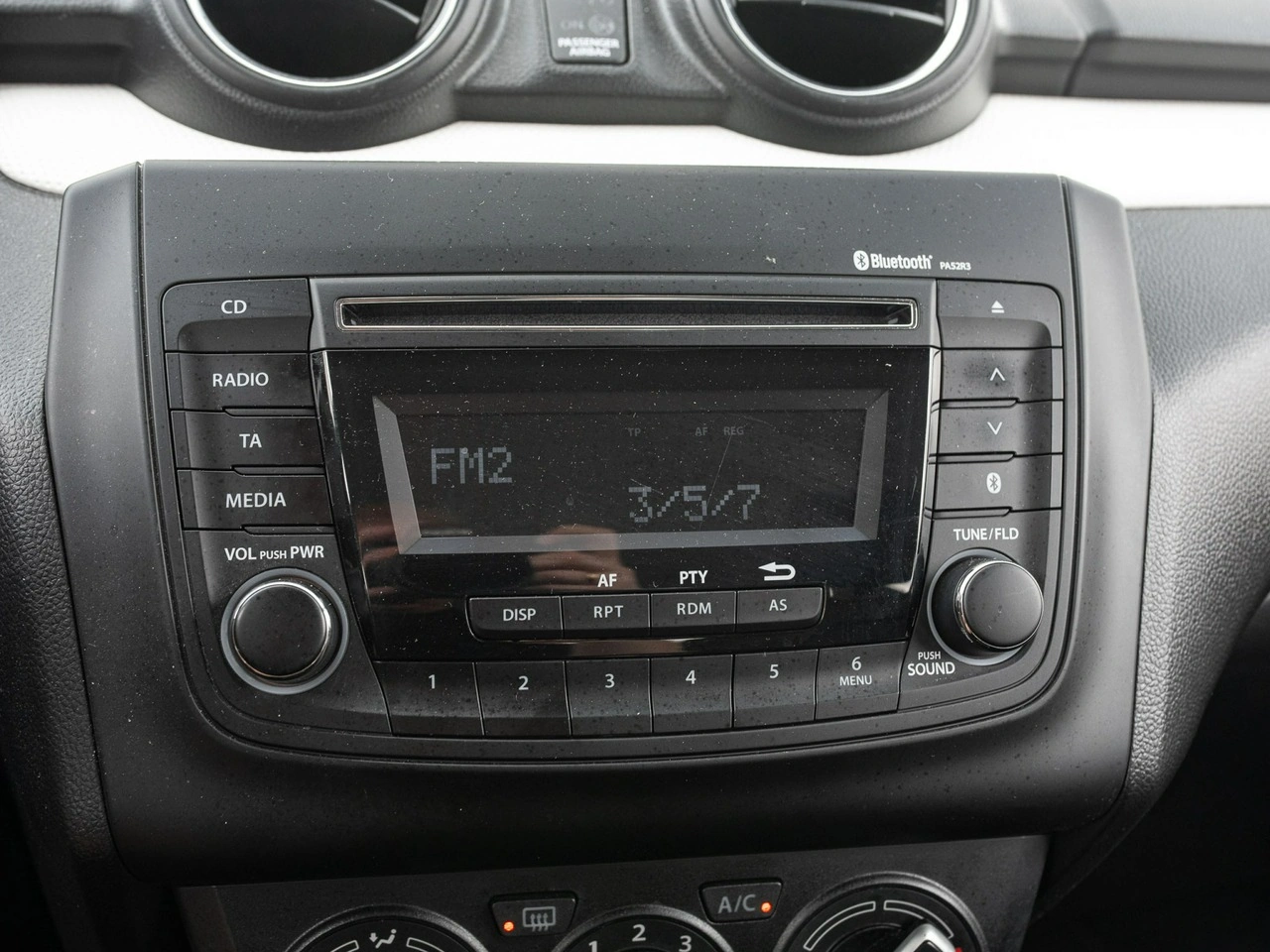 Suzuki Swift - Zdjęcie 15
