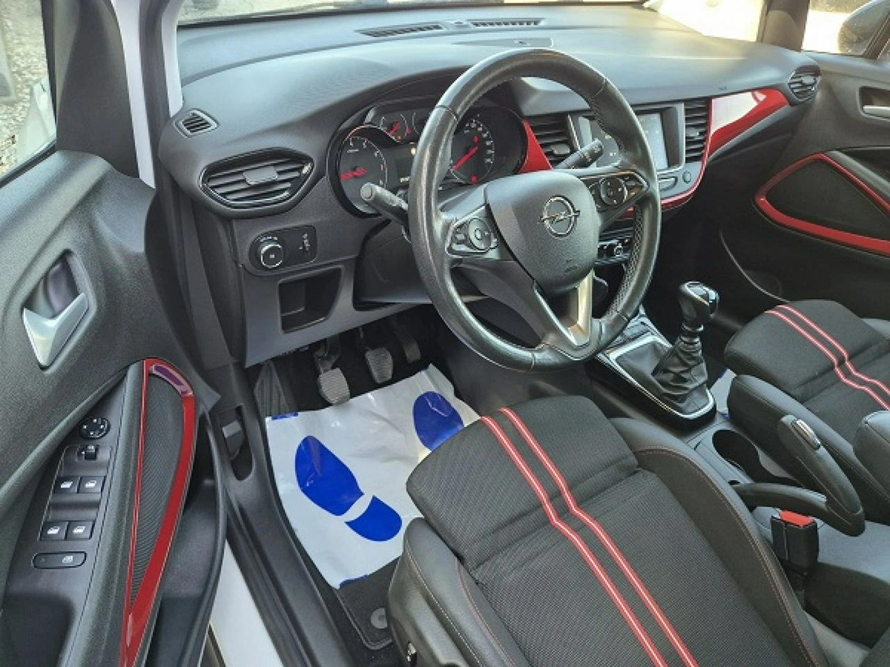Opel Crossland X - Zdjęcie 17