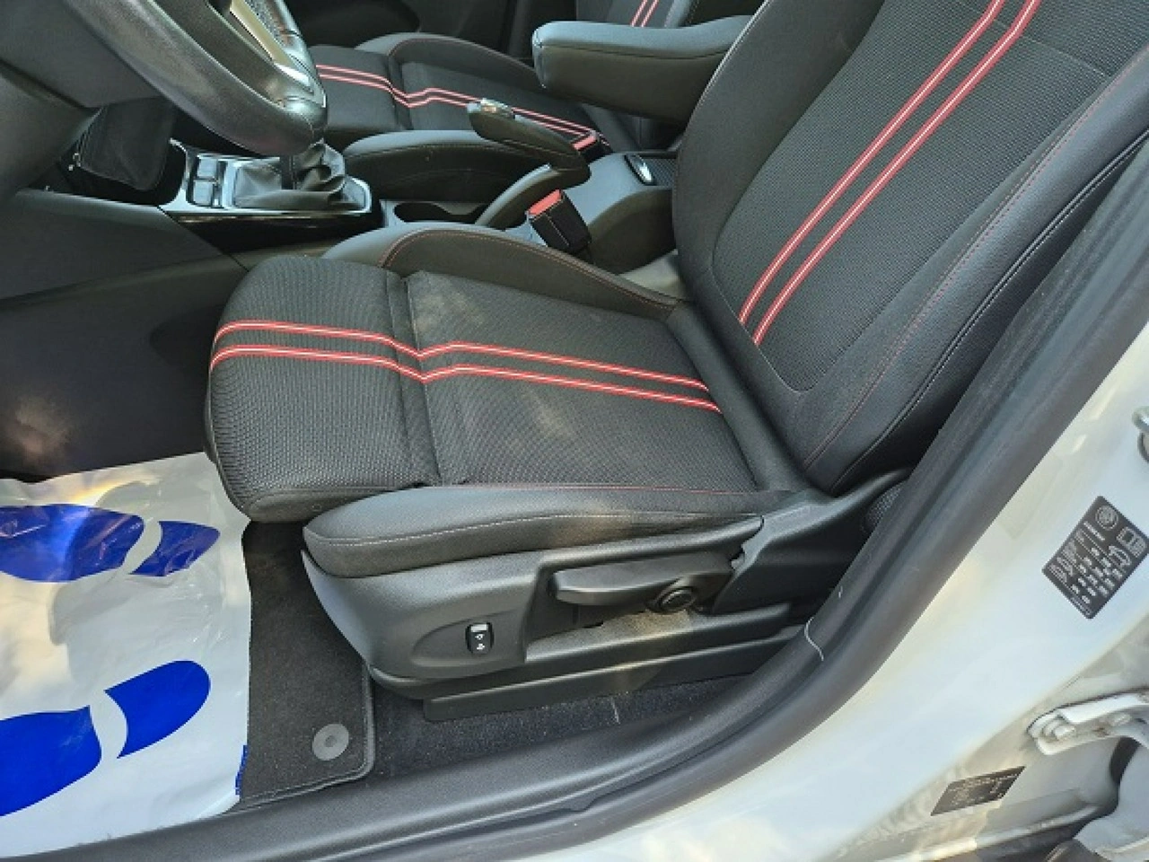 Opel Crossland X - Zdjęcie 22