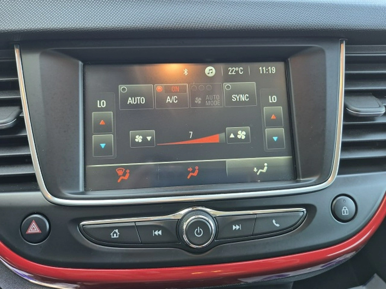 Opel Crossland X - Zdjęcie 31