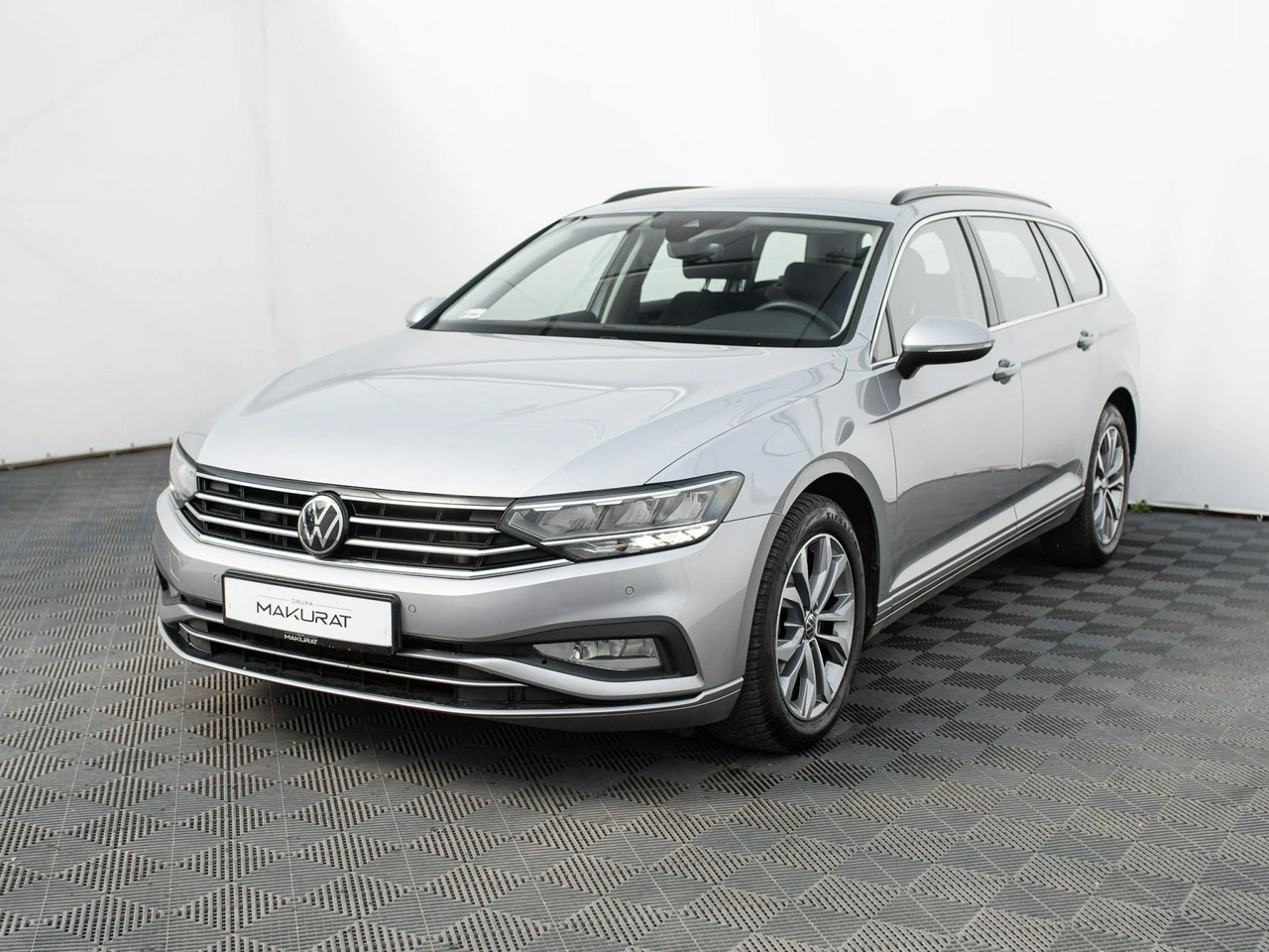 Volkswagen Passat - Zdjęcie 1