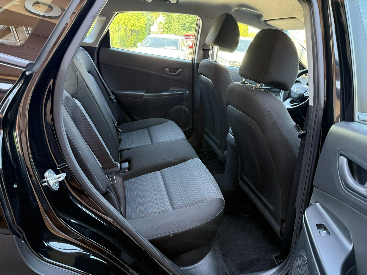 Hyundai Kona - Zdjęcie 23