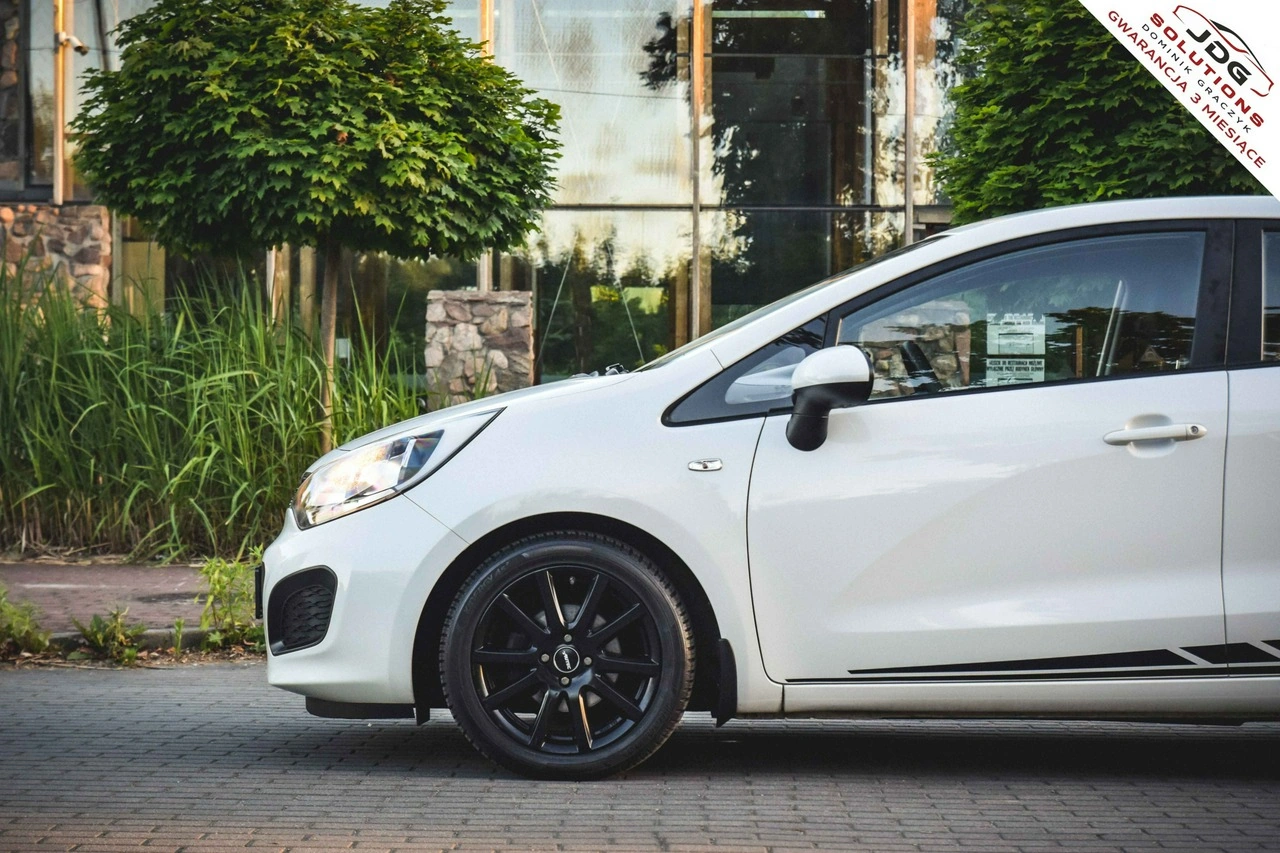 Kia Rio - Zdjęcie 9