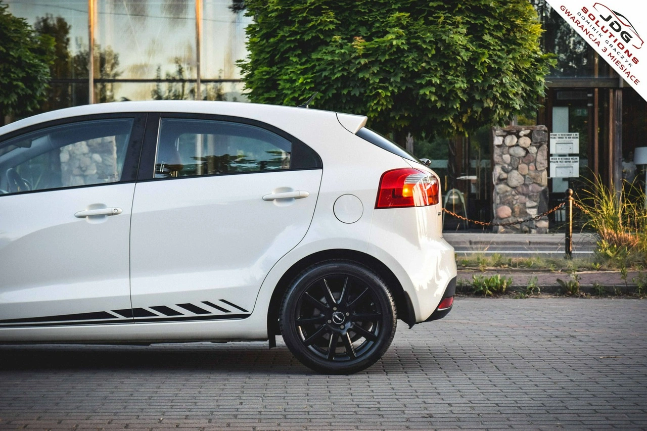 Kia Rio - Zdjęcie 10