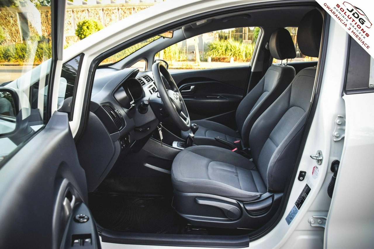 Kia Rio - Zdjęcie 15