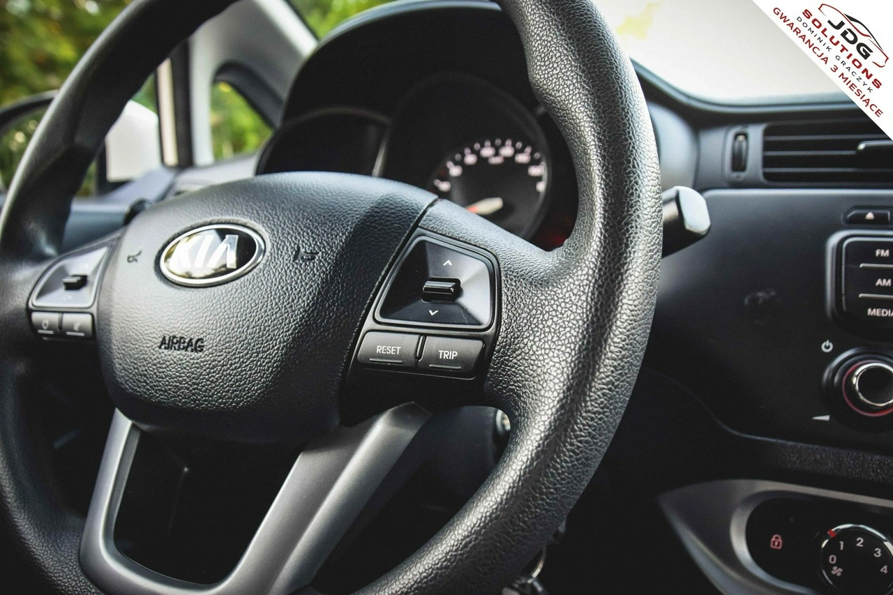 Kia Rio - Zdjęcie 21