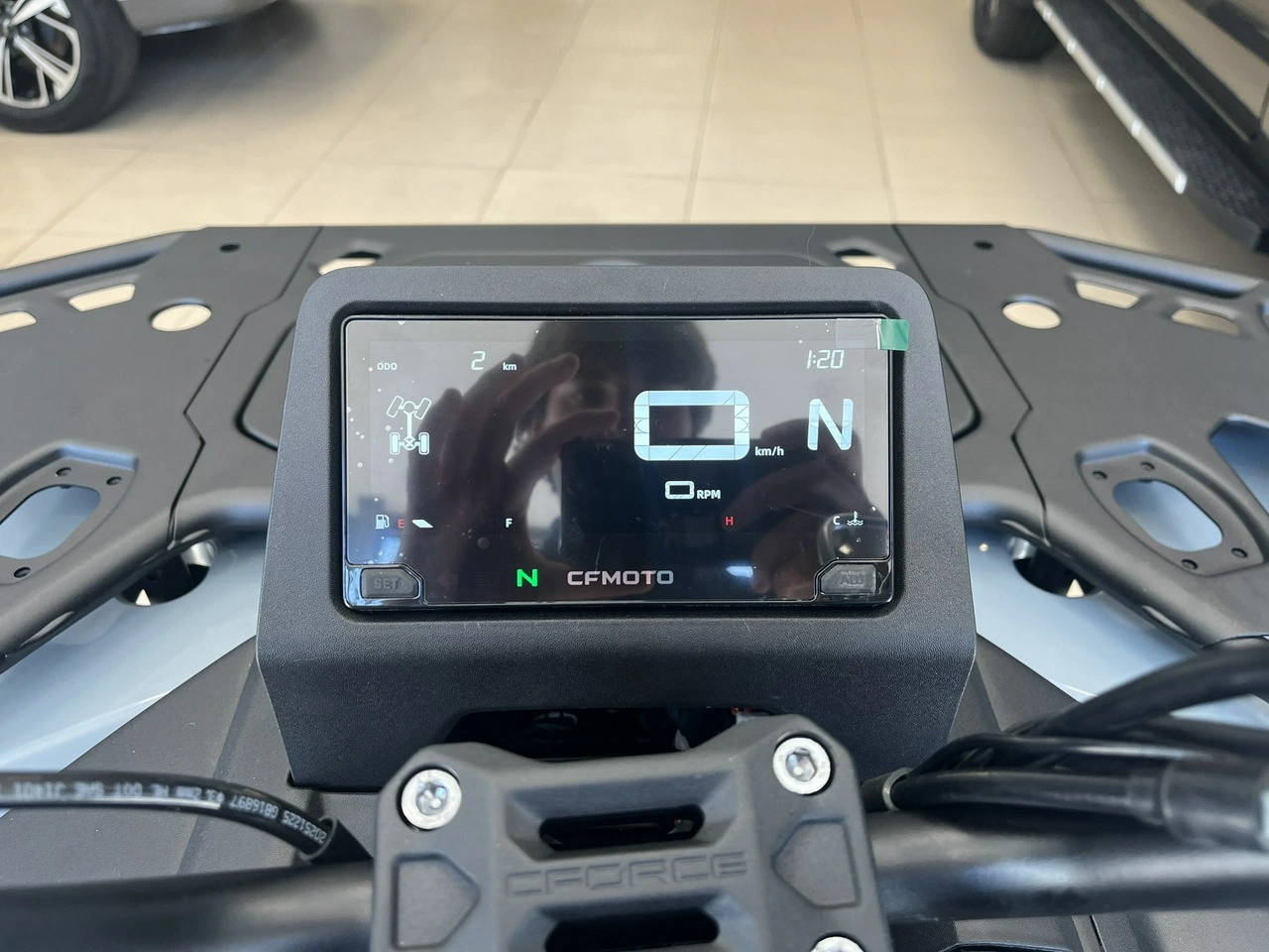 CF Moto C-Force - Zdjęcie 11