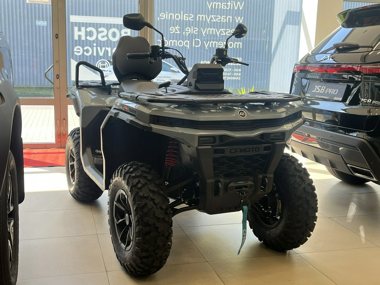 CF Moto C-Force - Główne zdjęcie