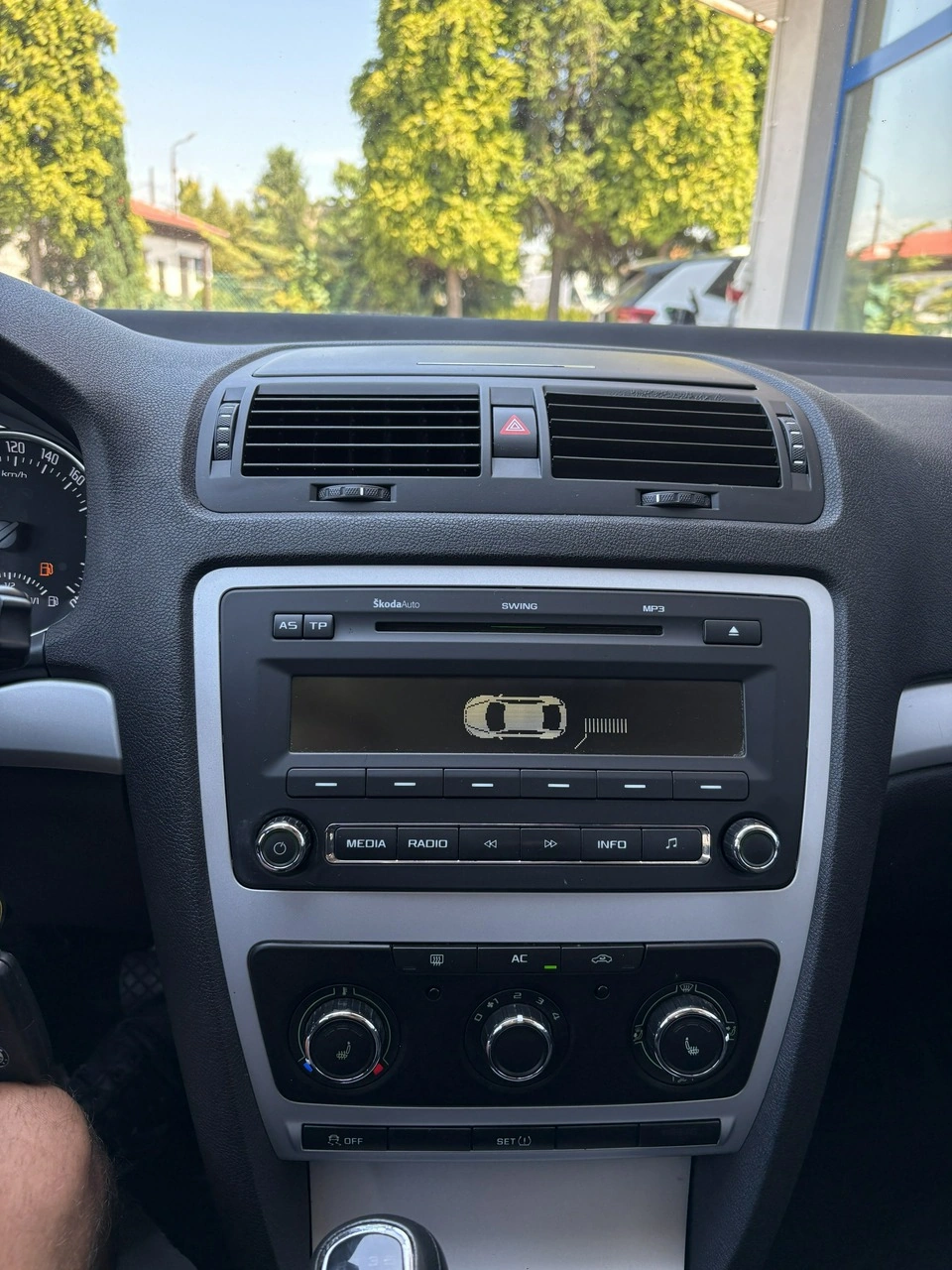 Skoda Octavia - Zdjęcie 19