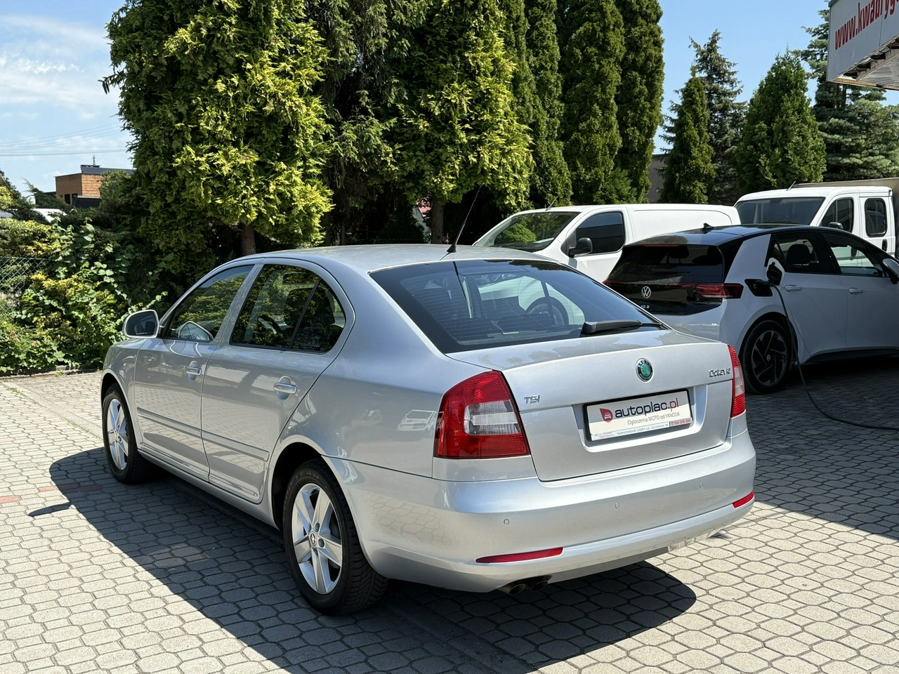 Skoda Octavia - Zdjęcie 7