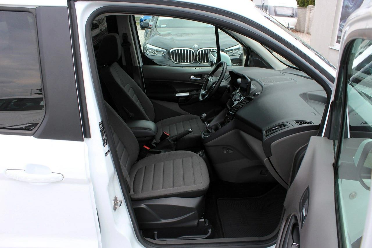 Ford Tourneo Connect - Zdjęcie 11