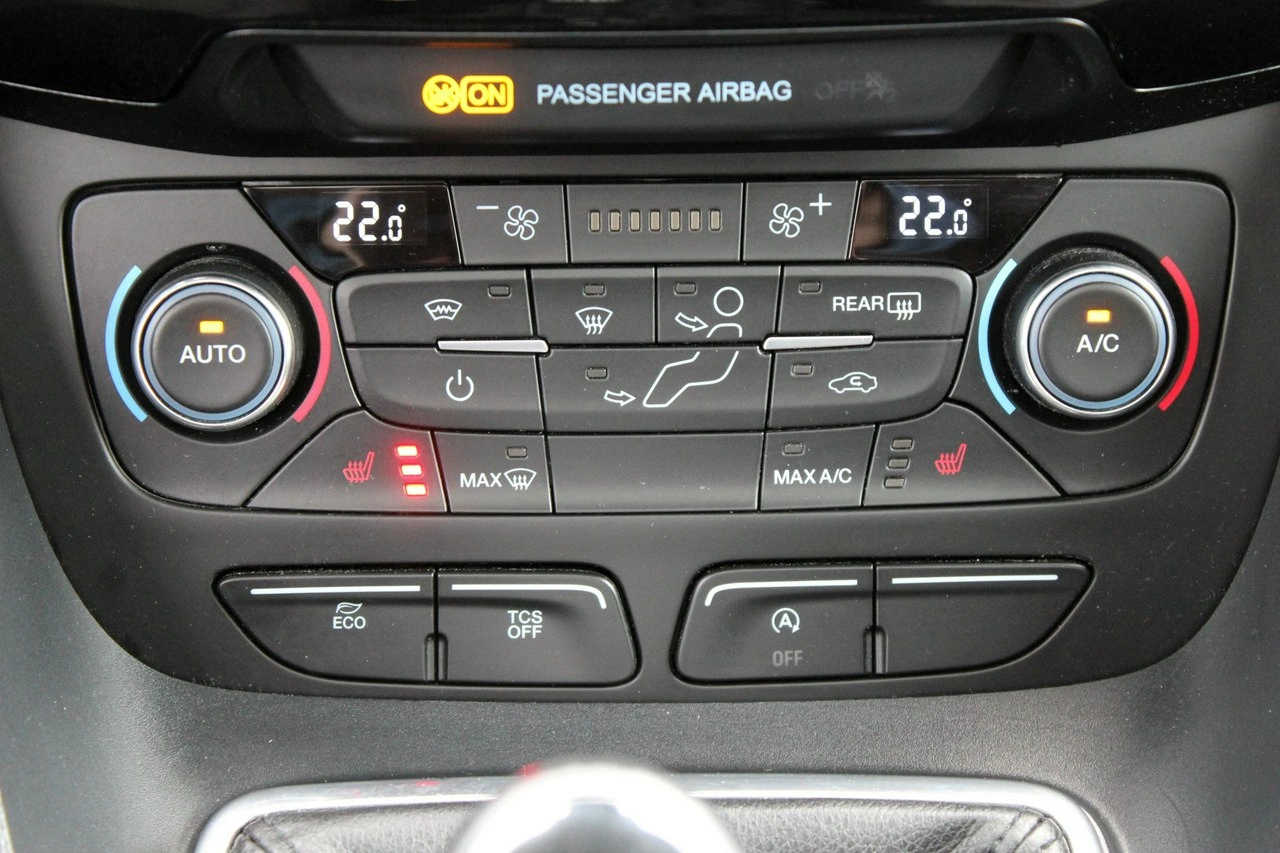 Ford Tourneo Connect - Zdjęcie 17