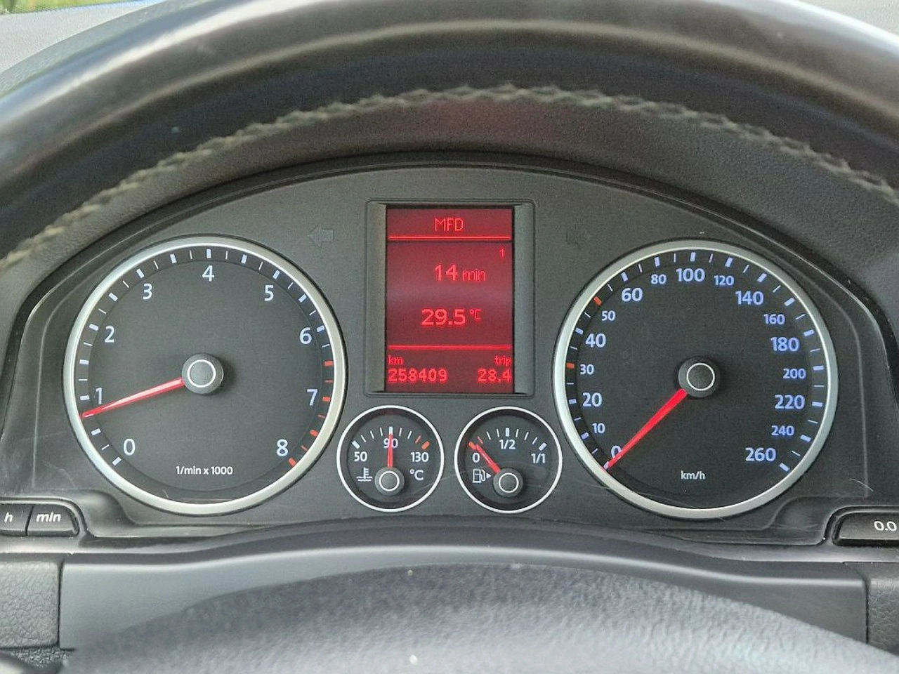 Volkswagen Tiguan - Zdjęcie 13