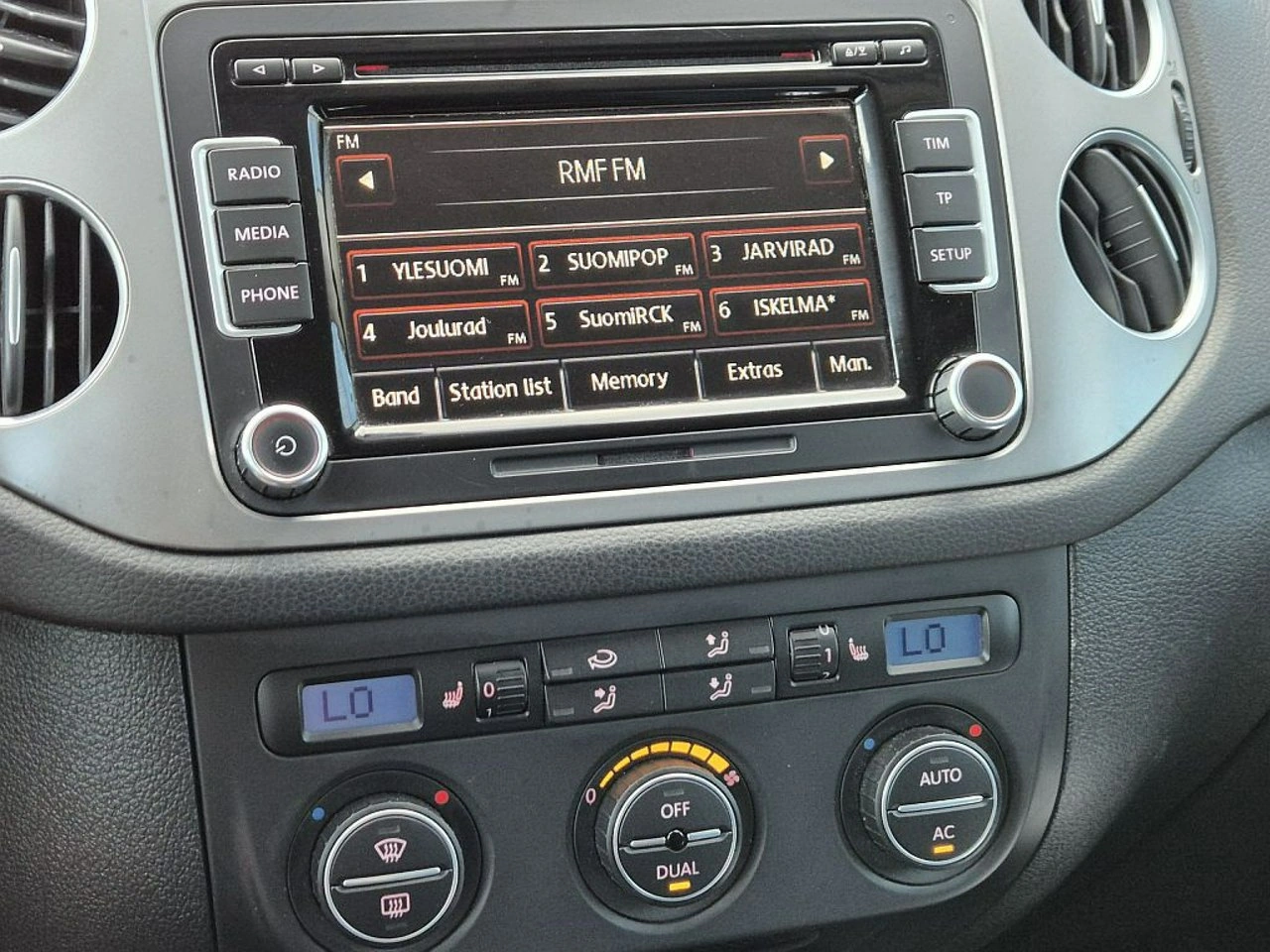 Volkswagen Tiguan - Zdjęcie 19