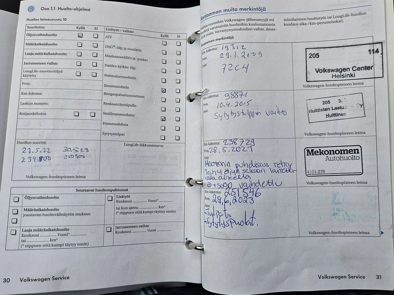 Volkswagen Tiguan - Zdjęcie 23